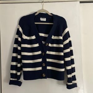 White and navy stripped cardigan